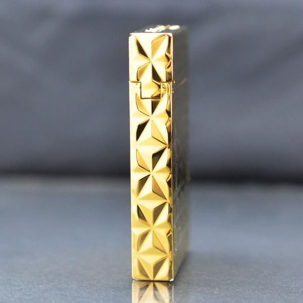 Tìm mua ở đâu bật lửa ST Dupont Hồng Kông Họa Tiết Vân Kim Cương Tam Giác 3D D180