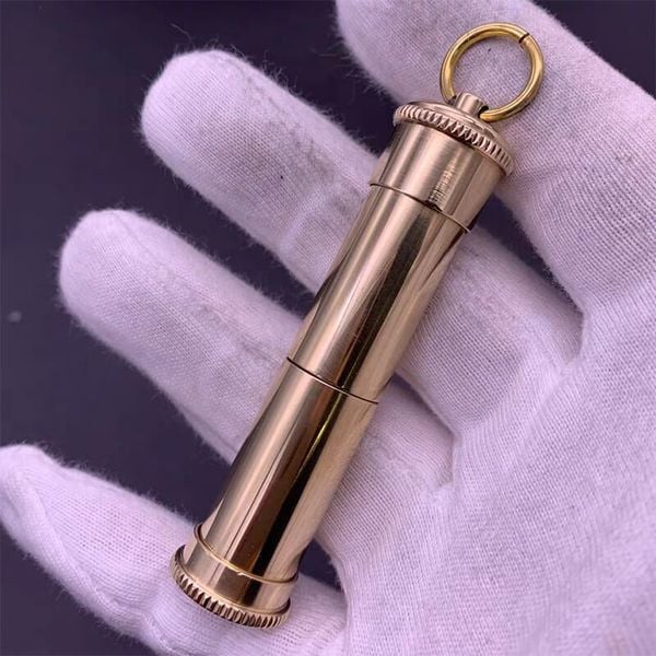 Bật lửa thủ công đồng nguyên khối độc đáo TC38