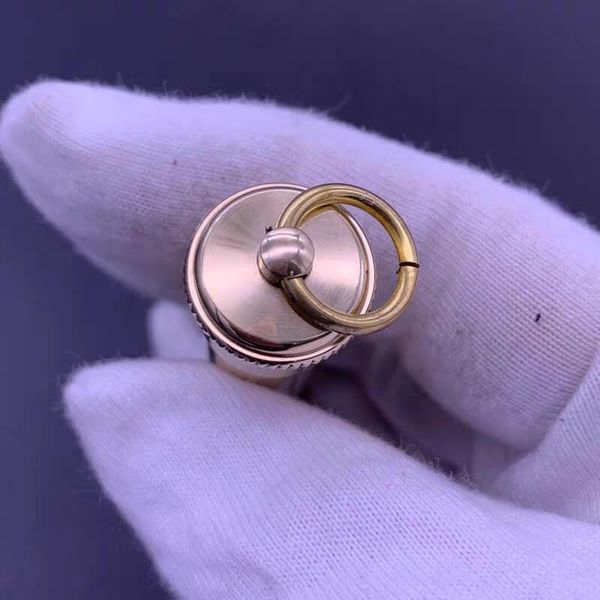 Bật lửa thủ công đồng nguyên khối độc đáo TC38