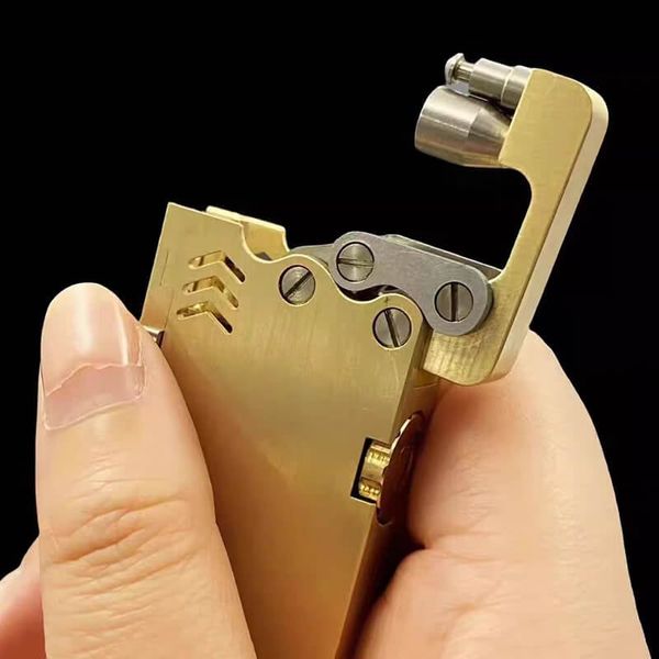 Bật lửa thủ công Đồng nguyên khối độc lạ TC24