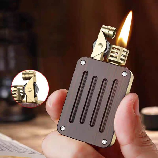 Bật lửa Chief xăng đá kẻ sọc dọc CF302