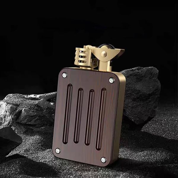 Bật lửa Chief xăng đá kẻ sọc dọc CF302