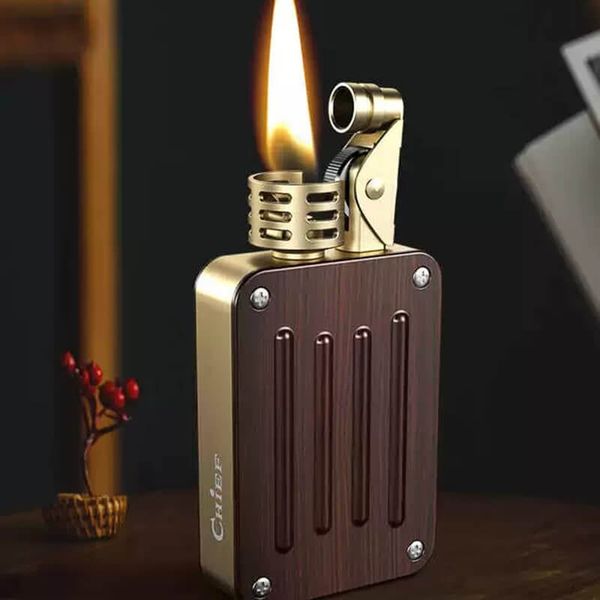 Bật lửa Chief xăng đá kẻ sọc dọc CF302