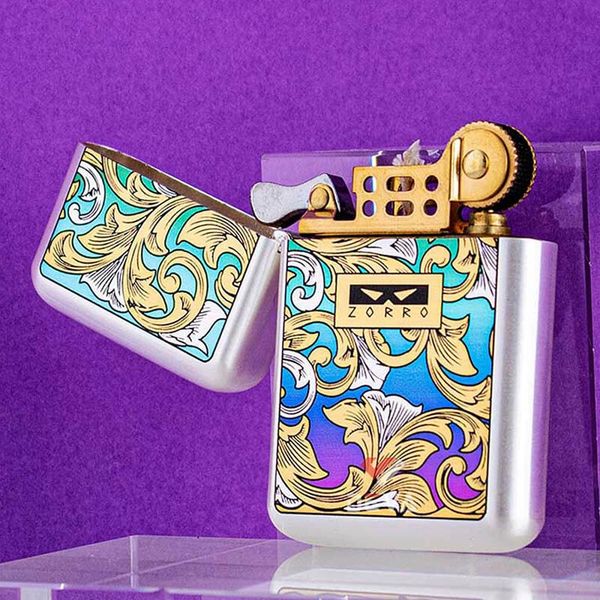 Bật lửa xăng đá chính hãng Zorro dáng nhỏ sơn hoa văn cổ điển Z790