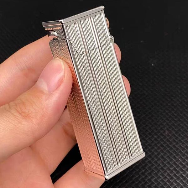 Bật lửa thủ công bánh xe cách điệu độc lạ TC33