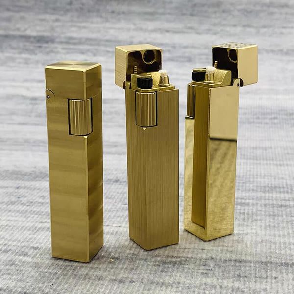 Bật lửa xăng đá Rowenta hình khối chữ nhật RWT-R09