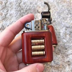 Bật lửa bọc gỗ xăng đá độc lạ Chief CF217