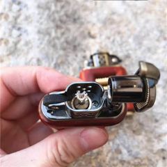 Bật lửa bọc gỗ xăng đá độc lạ Chief CF217