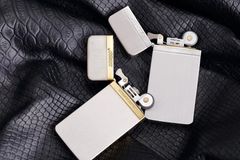 Mẫu bật lửa Zorro siêu mỏng ZC5