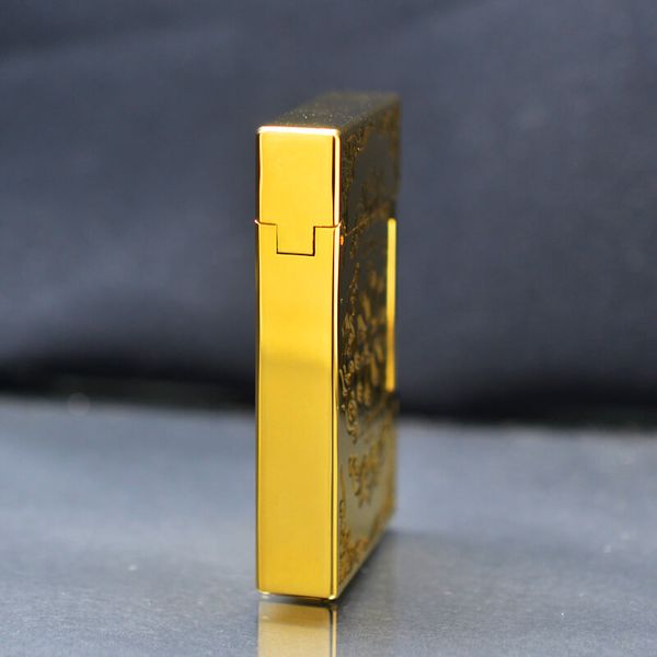 Dupont Xăng Đá Khắc Chìm Hoa Văn Cổ Điển D28-DX