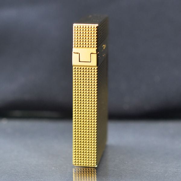 Dupont Xăng Đá Vân Kim Cương Nhỏ Khắc Nổi 3D D26-DX