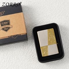 Bật Lửa Zorro Vân Xước Kẻ Chéo Hoa Văn Venetian Mạ Vàng Z91770
