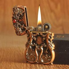 Bật lửa xăng độc lạ rồng nhả ngọc đỏ Zorro Z610