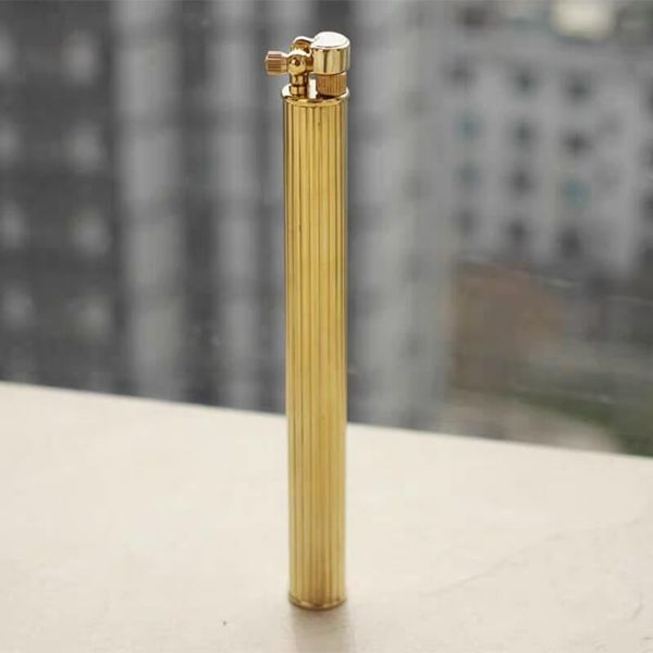 Bật lửa thủ công Đồng nguyên khối độc lạ cán dài TC31