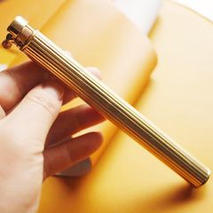 Bật lửa thủ công Đồng nguyên khối độc lạ cán dài TC31