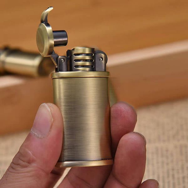 Bật lửa xăng đá zorro Z520