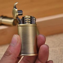 Bật lửa xăng đá zorro Z520