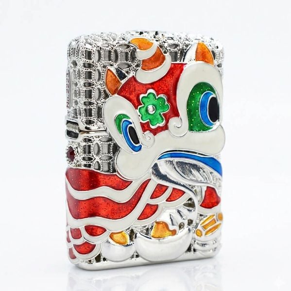 Set Zippo Bọc Lưới Mạ Bạc Múa Sư Tử Như Ý Cát Tường ZN209