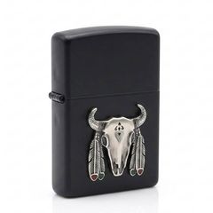 Zippo sơn đen ốp Emblem đầu trâu thổ dân ZN306