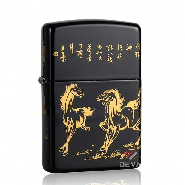 Zippo Sơn Đen Chủ Đề Đàn Ngựa Mã Đáo Thành Công ZN96