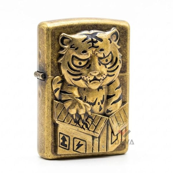 Zippo Đồng Bụi Gắn Emblem Ma Hổ ZN112
