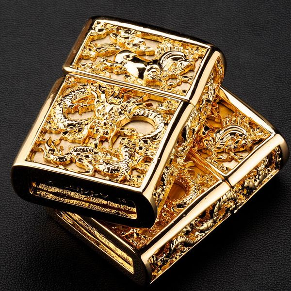 Zippo Bọc Phù Điêu Long Mã Mạ Vàng ZN382