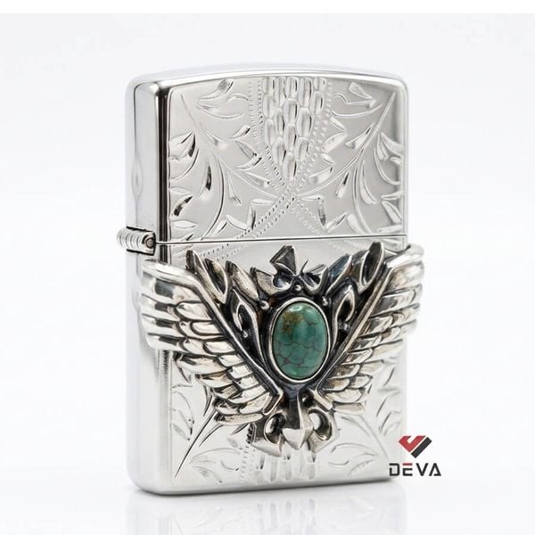 Zippo mạ vàng hoa văn chìm ốp Emblem Cổ Ngọc ZN318