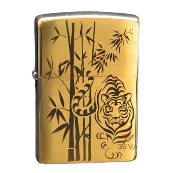 Zippo Vàng Khắc Hổ Rừng Trúc ZK36