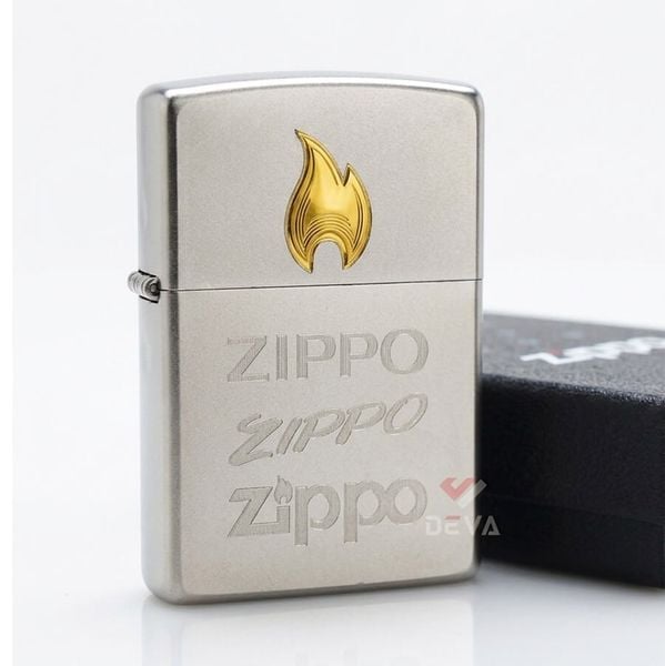 Zippo Mạ Satin Khắc Ngọn Lửa Zippo Và Logo ZK17