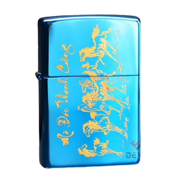 Zippo Sơn Khắc Chủ Đề Mã Đáo Thành Công Mạ Vàng ZK98