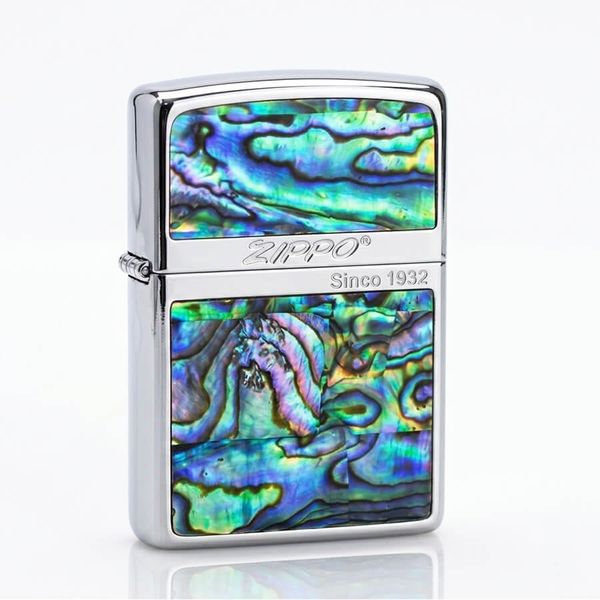 Zippo Viền Bạc Hoa Văn Khảm Trai ZN195