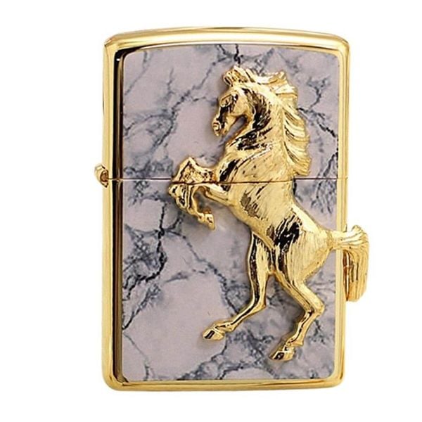 Zippo Ốp Cẩm Thạch Đen Ngựa Nổi Mạ Vàng ZN115