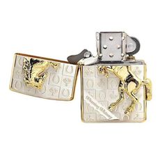 Zippo Đồng Cháy Ốp Chú Ngựa Chiến Thắng ZN17
