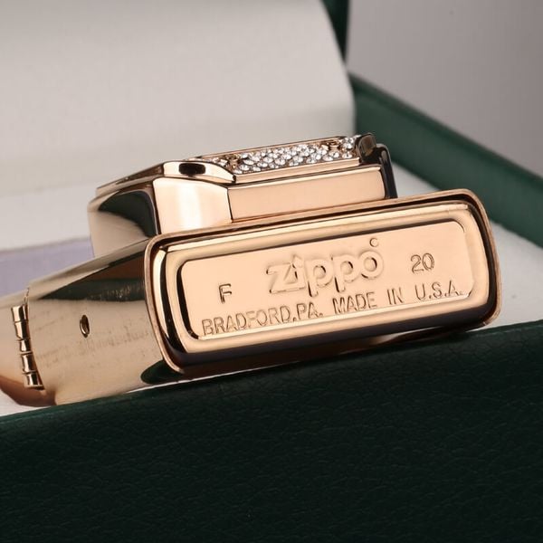 Zippo xuất Nhật gắn mặt đồng hồ cao cấp ZN295