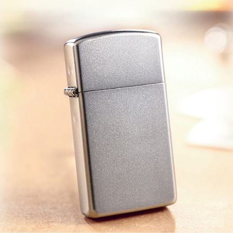 Zippo Slim satin trắng ZT13