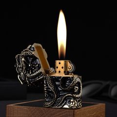 Bật lửa xăng đá Zorro bọc vỏ dày ốp tượng rồng chầu Z-KJ1009