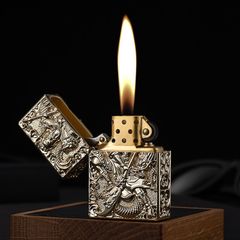 Bật lửa xăng đá Zorro bọc vỏ dày khắc nổi tướng Quan Vũ Z-KJ1005