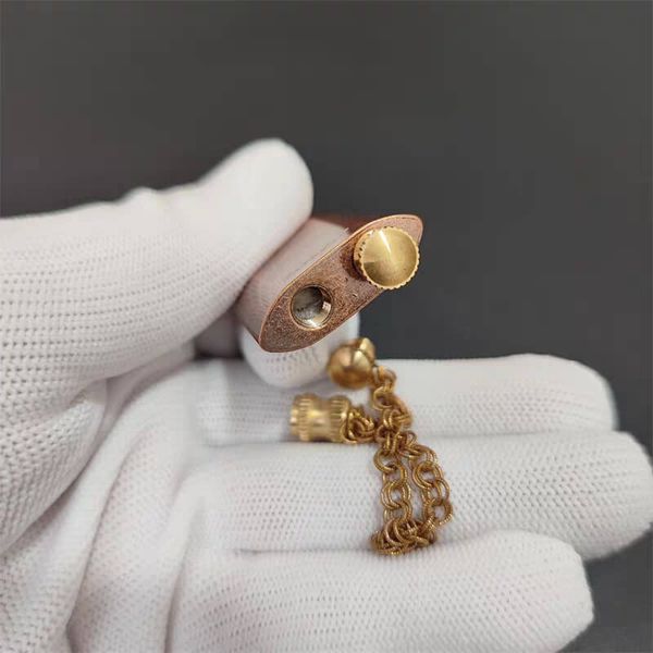 Bật lửa  Zorro mini cổ điển chụp bấc Z770