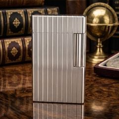 S.T. Dupont Ligne 1 (1 Lỗ) – Bọc Vàng 20 Microns – Họa Tiết Vân Kẻ Dọc Thanh Lịch DPH75