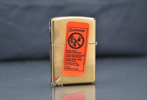 Zippo 1997 Hình Thú Nghệ Thuật – Đời XIII La Mã – Bản Khắc Sâu Tinh Xảo C764