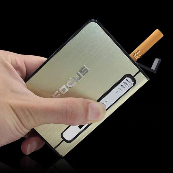 Hộp đựng thuốc lá Focus loại 10 điếu size 6.5mm kèm bật lửa khò 1 tia JD YH002