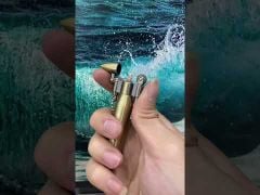 Bật lửa xăng đá hình viên đạn Dolphin HY677-video
