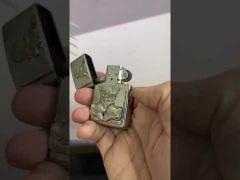 Zippo ốp Emblem Cô Gái Gợi Cảm ZN244-video
