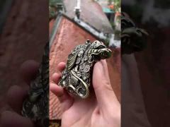 Bật lửa xăng đá Zorro bọc vỏ dày ốp tượng rồng chầu Z-KJ1009-video