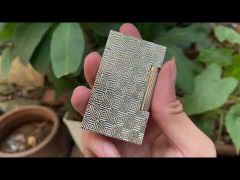 Bật lửa ST Dupont Hong Kong ô vuông đẹp D98-video