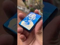 Bật Lửa Chính Hãng Zorro Chủ Đề Nữ Diễn Viên Marilyn Monroe Z9878-video