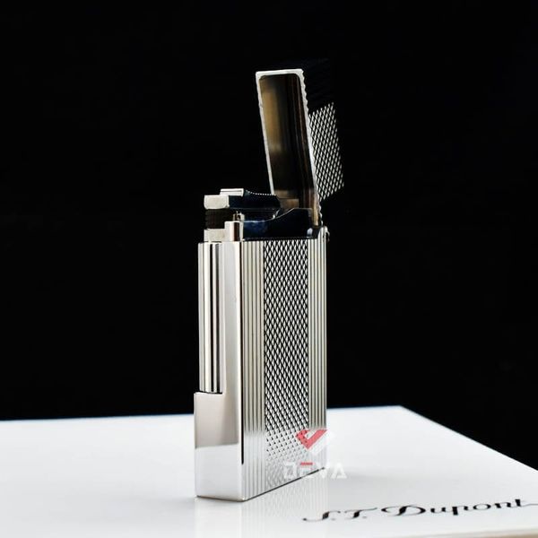 Dupont 2 Lửa Kẻ Sọc Bên Hoạ Tiết Vân Kim Cương D148