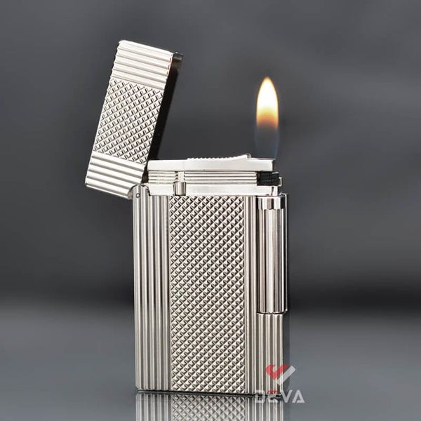 Dupont 2 Lửa Kẻ Sọc Bên Hoạ Tiết Vân Kim Cương D148