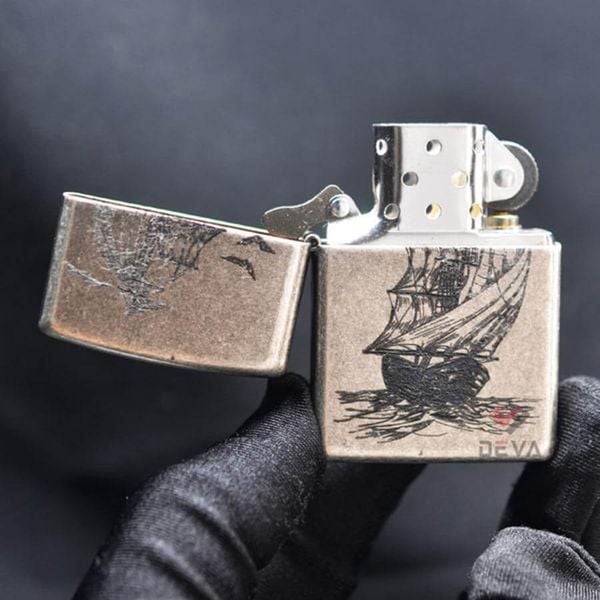 Zippo đồng khắc hình thuyền ZK160