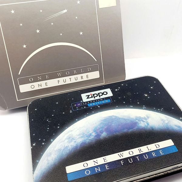 Zippo Millennium Edition 1999 – One World One Future – Đời XV La Mã – Bản Titanium Coated Cao Cấp Full Box C127